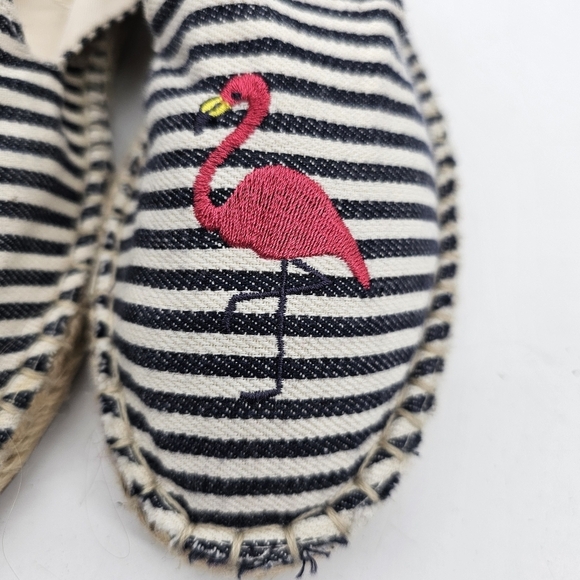 Old Navy Flamingo Chambray Stripe Canvas Espaddilles Womens Size 8 Nwot - Picture 2 of 8